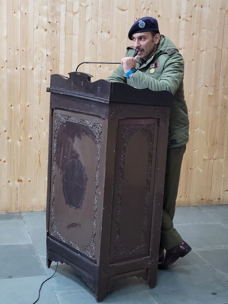 Junaidzhere's tweet image. A seminar on the topic &quot;National security&quot;was held at Army Goodwill Public school Pahalgam under Civic Action programme (CAP)  by Police Anantnag.
#Civicactionprogramme