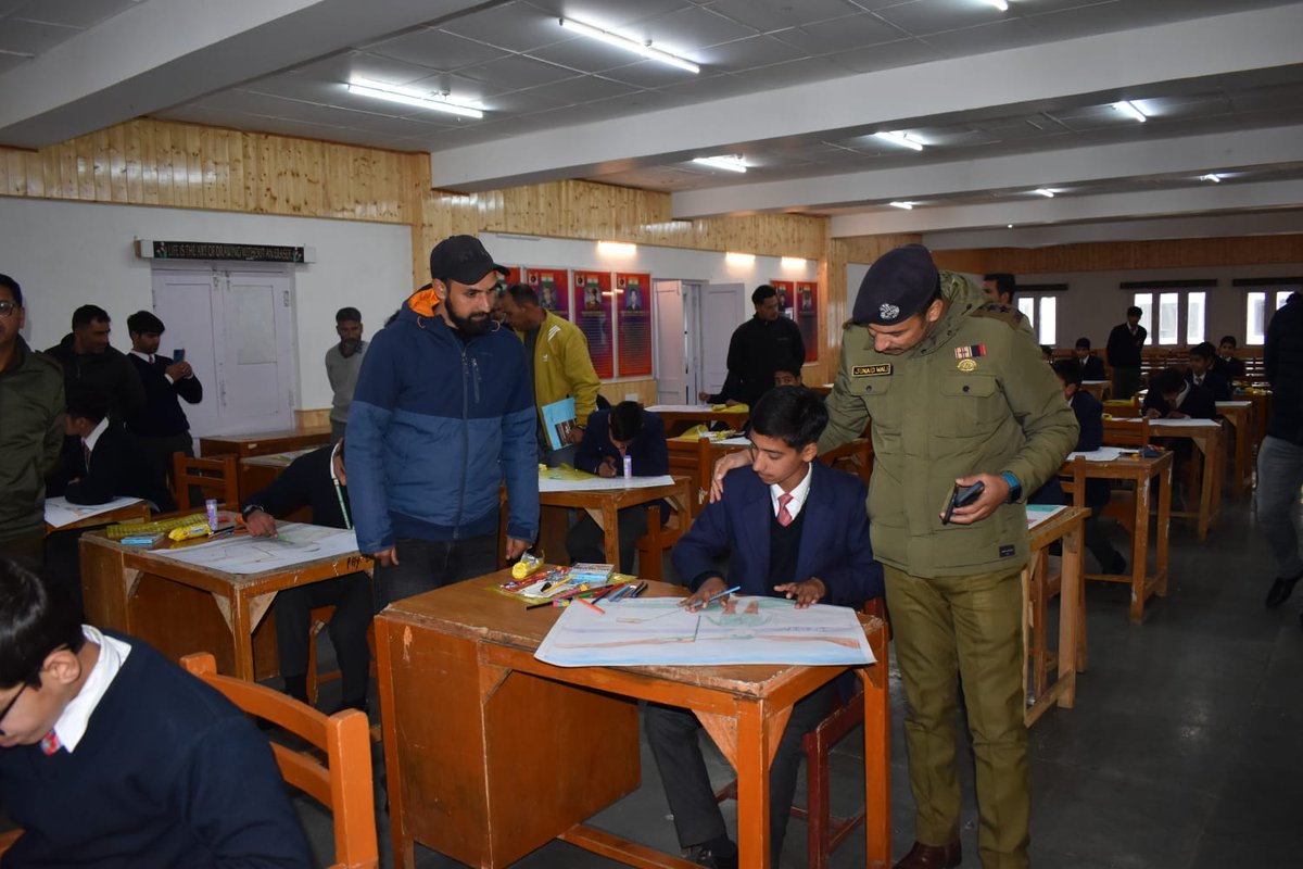 Junaidzhere's tweet image. A seminar on the topic &quot;National security&quot;was held at Army Goodwill Public school Pahalgam under Civic Action programme (CAP)  by Police Anantnag.
#Civicactionprogramme