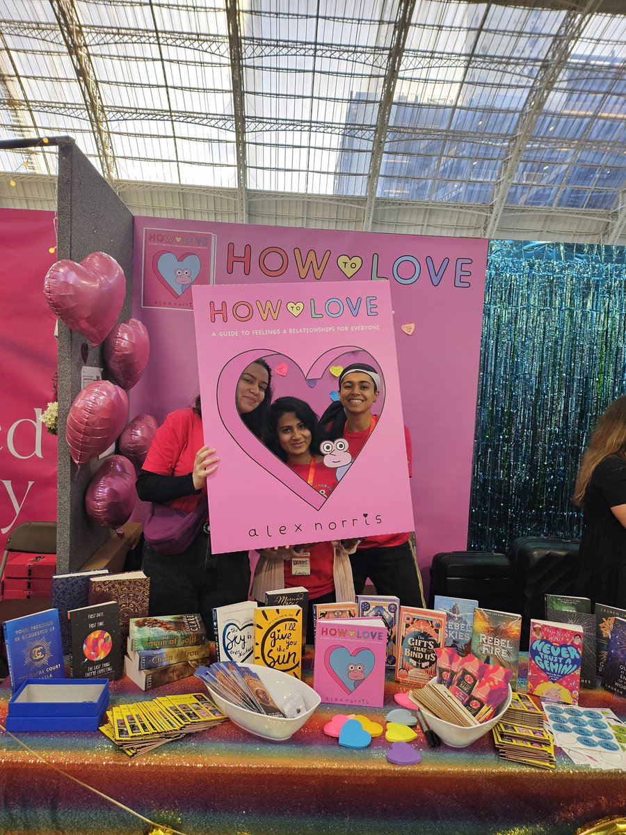 If you're at @yalc_uk this weekend be sure to come and say hi at our stand! We've got lots of activities going on Saturday and Sunday! 💖

🧵1