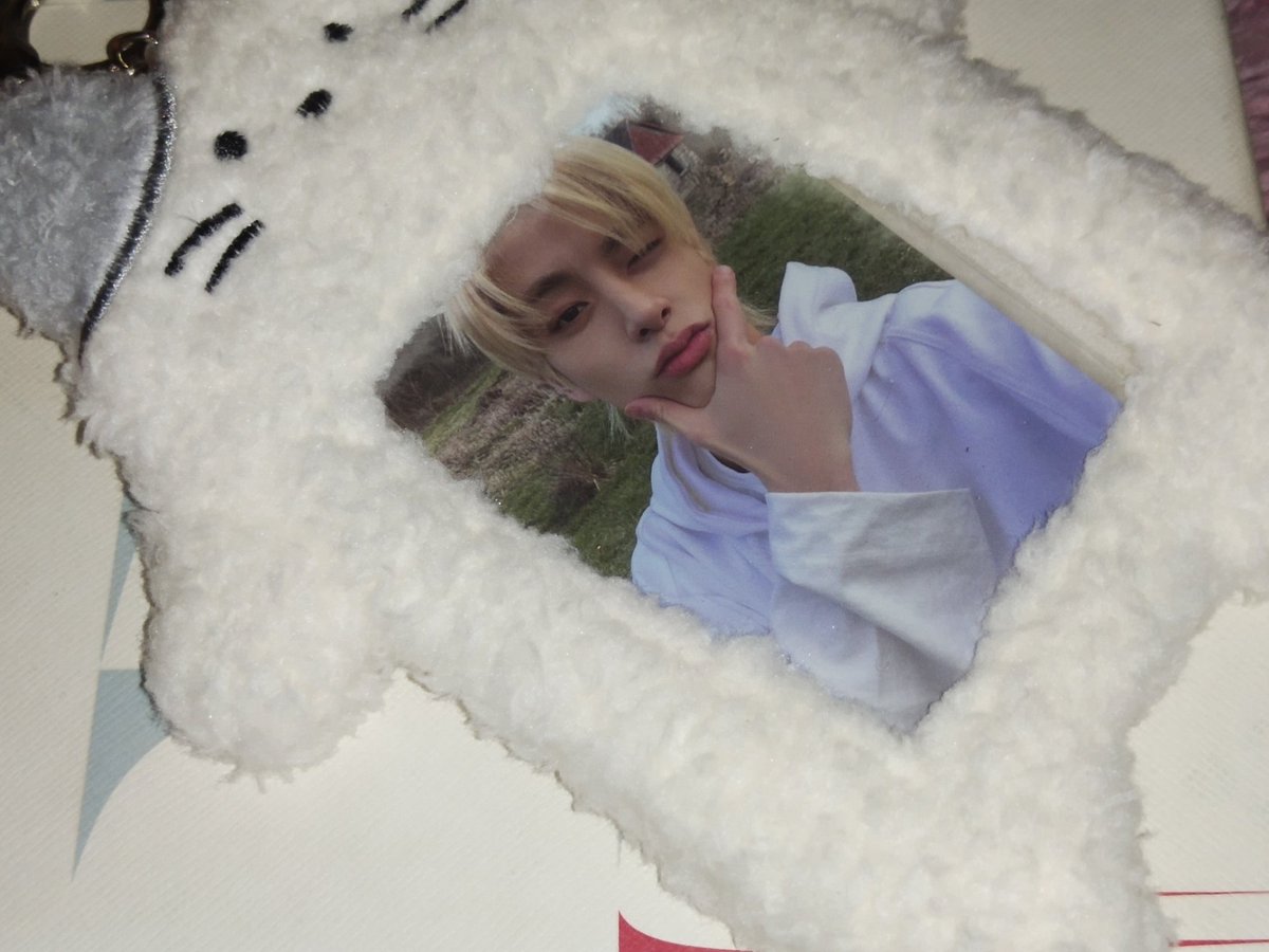 shixi0110's tweet photo. ˚ :♡ ·˚ ₊˚ˑ༄
:¨ ·.· ¨:
`· . #Shion_mails
Hi ! Pc holder came home na pi 🥹 tysm for the smooth transaction and hoping for our next 🫶
⋆˚⊹ @jing_cartt #jingproofs https://t.co/CmRHoE3jDF