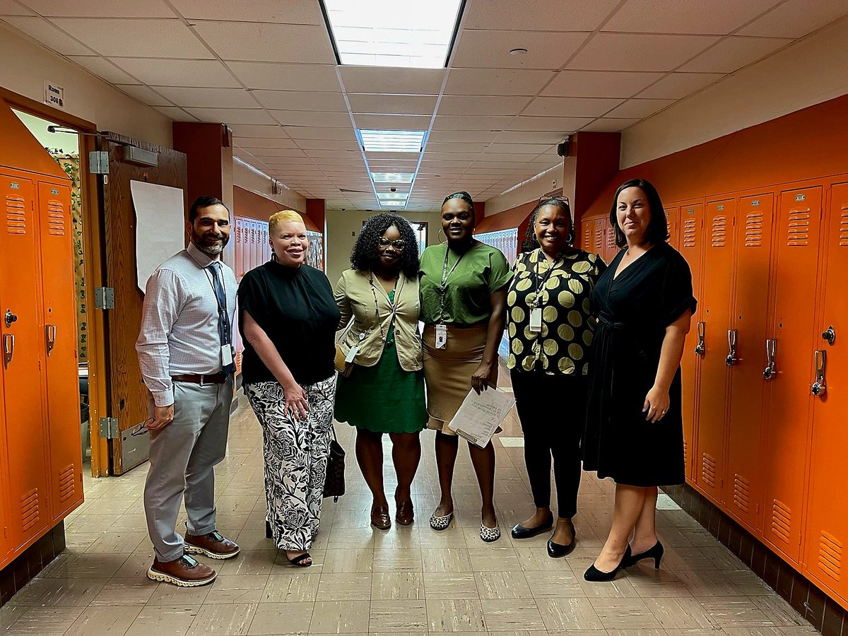 montra_rogers's tweet image. We are ALL in!. We are partnering with DISD Teaching and Learning AND campus level stakeholders to ensure the successful implementation of Tier One Instruction using  #ActiveClassroom resources. @SocialStudiesSS
 #PartnerWithAPurpose #MasterCourses  #TierOneInstruction #QSSSA