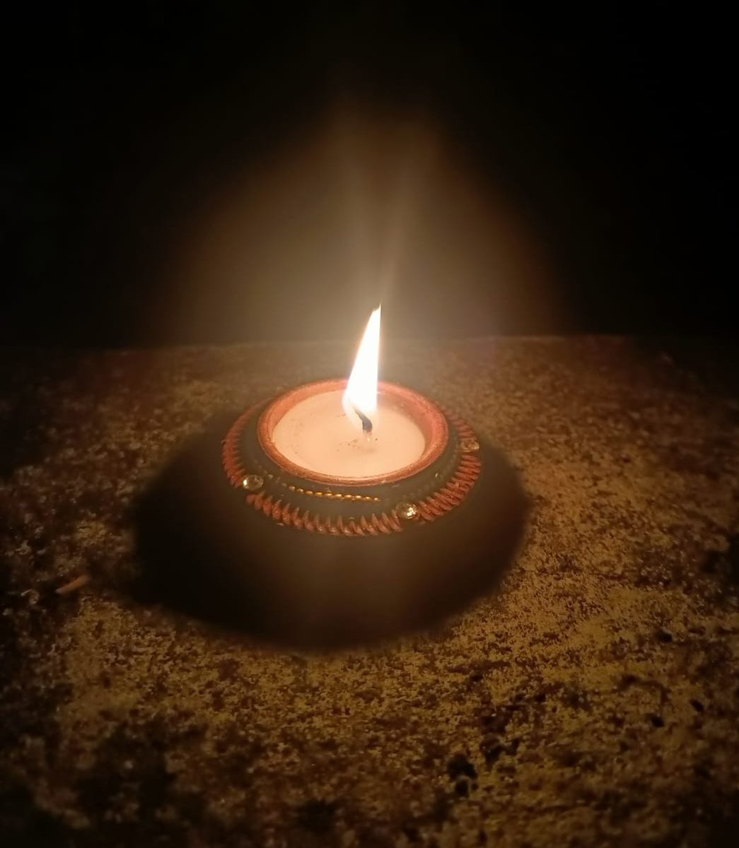 What is the reason for the characteristic shape of the flame?🔥

On behalf of the Department of Physics, we wish you a Happy Diwali!🌸

#HappyDiwali #lights #physics #Chemistry #science