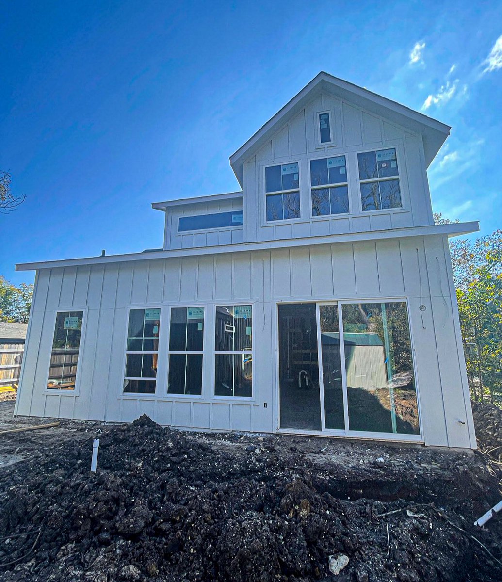 We build Accessory Dwelling Units (ADU’s) for our developer clients no matter if the opportunity is located in San Diego, Austin or Tampa. Send us your ADU construction drawings to bid info@inabnetcontracting.com #newconstruction #accessorydwellingunit #generalcontractor