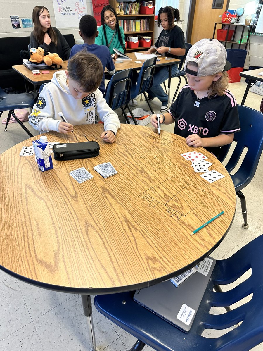 J68Janis's tweet photo. Math Game with cards! Multiply with the digits you are dealt, the greatest product wins a point! 
@NESBraves https://t.co/hcgt9czslO