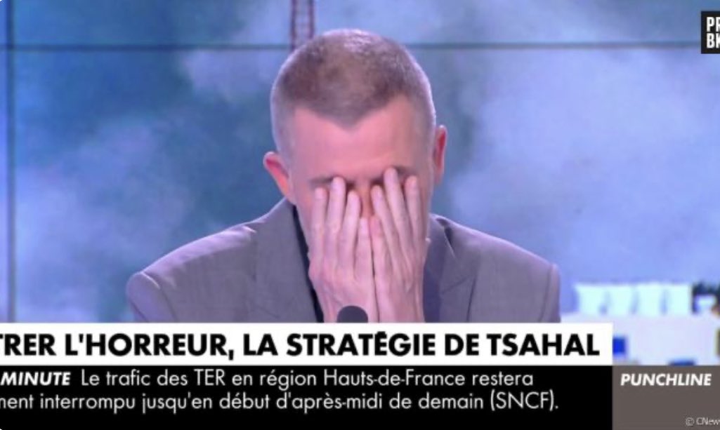GuiraudInd's tweet image. 1/ On commence avec le « bébé dans le four »

Cette histoire du « bébé dans le four » (désolé des termes, ça a été présenté ainsi…) est une fake news massivement relayée en France, jusqu’à la scène magistrale d’un Eric Naulleau pleurant à chaudes larmes en plateau.
