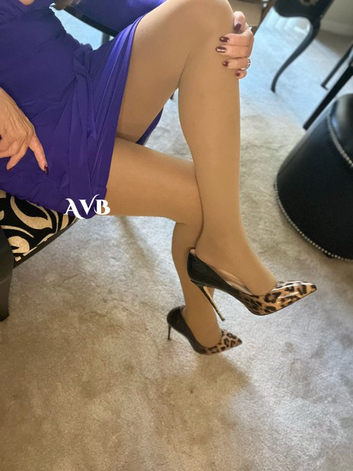 Good Saturday morning my friends! I hope you've had a great start to the weekend. I'm still packing for<a href="/tag/thegilf"class="tags"><span>#thegilf</span></a>