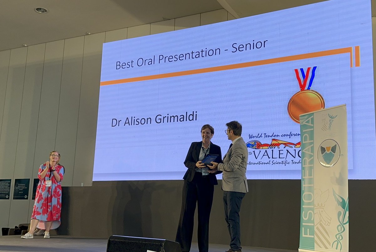 #ISTStendon Thanks so much @ISTS_2023 for this award for best oral presentation by a senior researcher-for sharing secondary analyses from the LEAP trial for gluteal tendinopathy. Kudos to CI @Bill_Vicenzino & the amazing LEAP team. Thanks Ebs @tendonpain & team for a great event