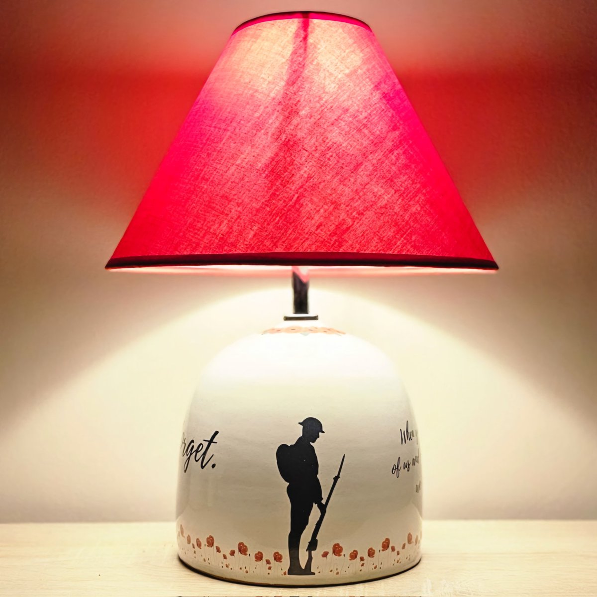 This years #Remembrance piece.  Hopefully, it will help raise some funds for #PoppyAppeal . The <a href="/PoppyLegion/">Royal British Legion</a> helped me find accommodation when I was homeless.  Please see the attached link and place your bids. #RemembranceDay
#ArmisticeDay @KBJWhitstable potsthesoldierdesigned.com/poppy-lamp