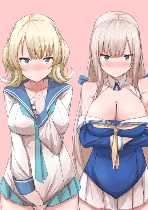 お題のジョン・C・バトラー級の服着たコロちゃんとフレッチャー級の服着たメリーさん(どちらも不服顔)です。 