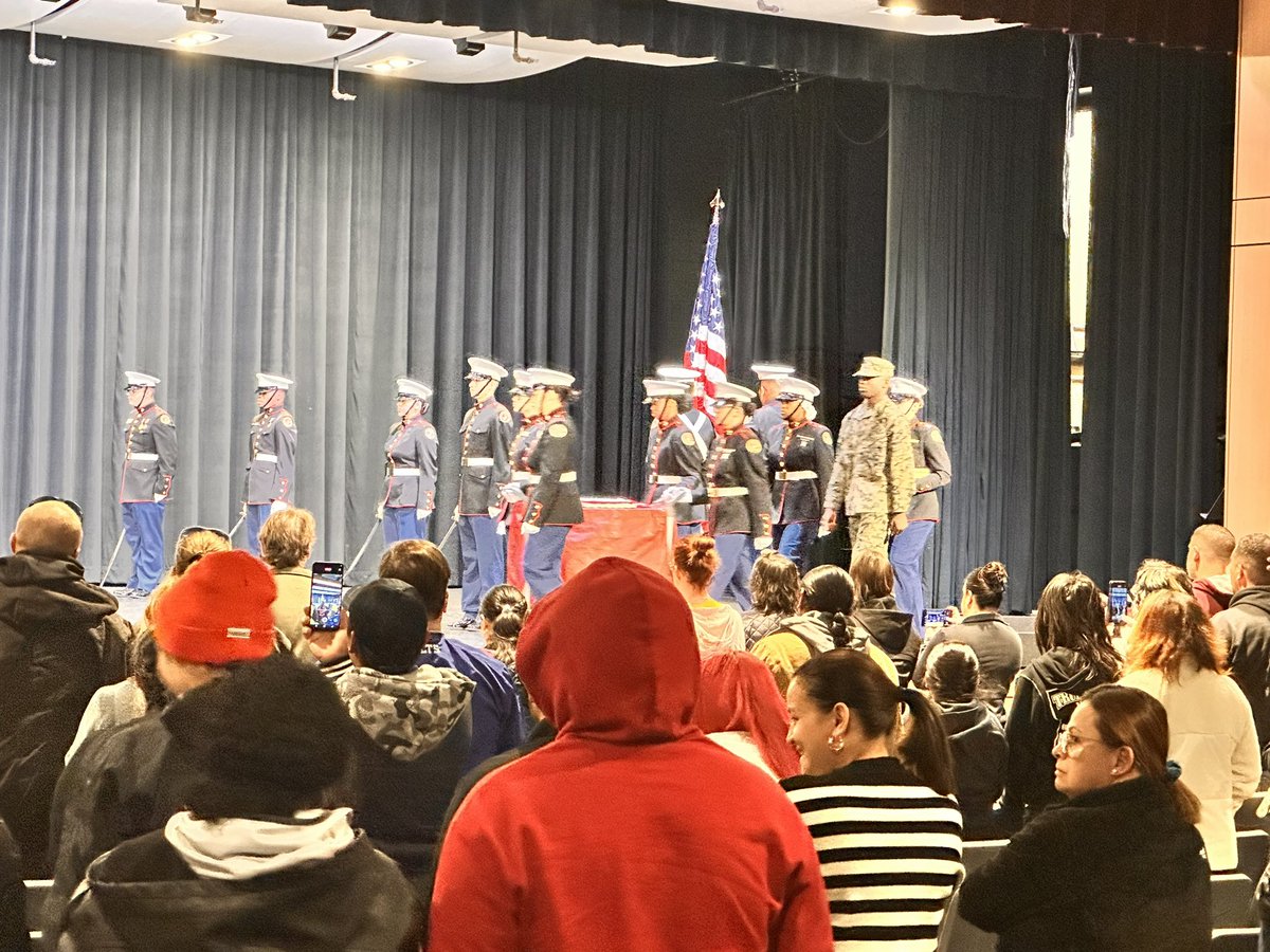Happy 248th birthday <a href="/USMC/">U.S. Marines</a> and Happy Veterans Day!  Always proud of the <a href="/BenDavisHS/">Ben Davis High School</a> JROTC for participating in this very special ceremony and day to honor Marines and veterans around the world.  #weatewayne
