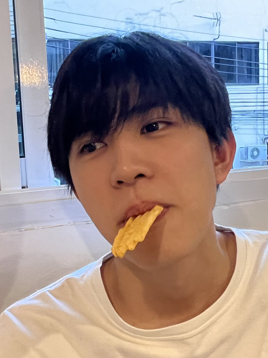 savegofficial's tweet photo. จะยอมให้รอบนึงนะ😮‍💨 #GarnierxSaveG https://t.co/Bv0t27N25f