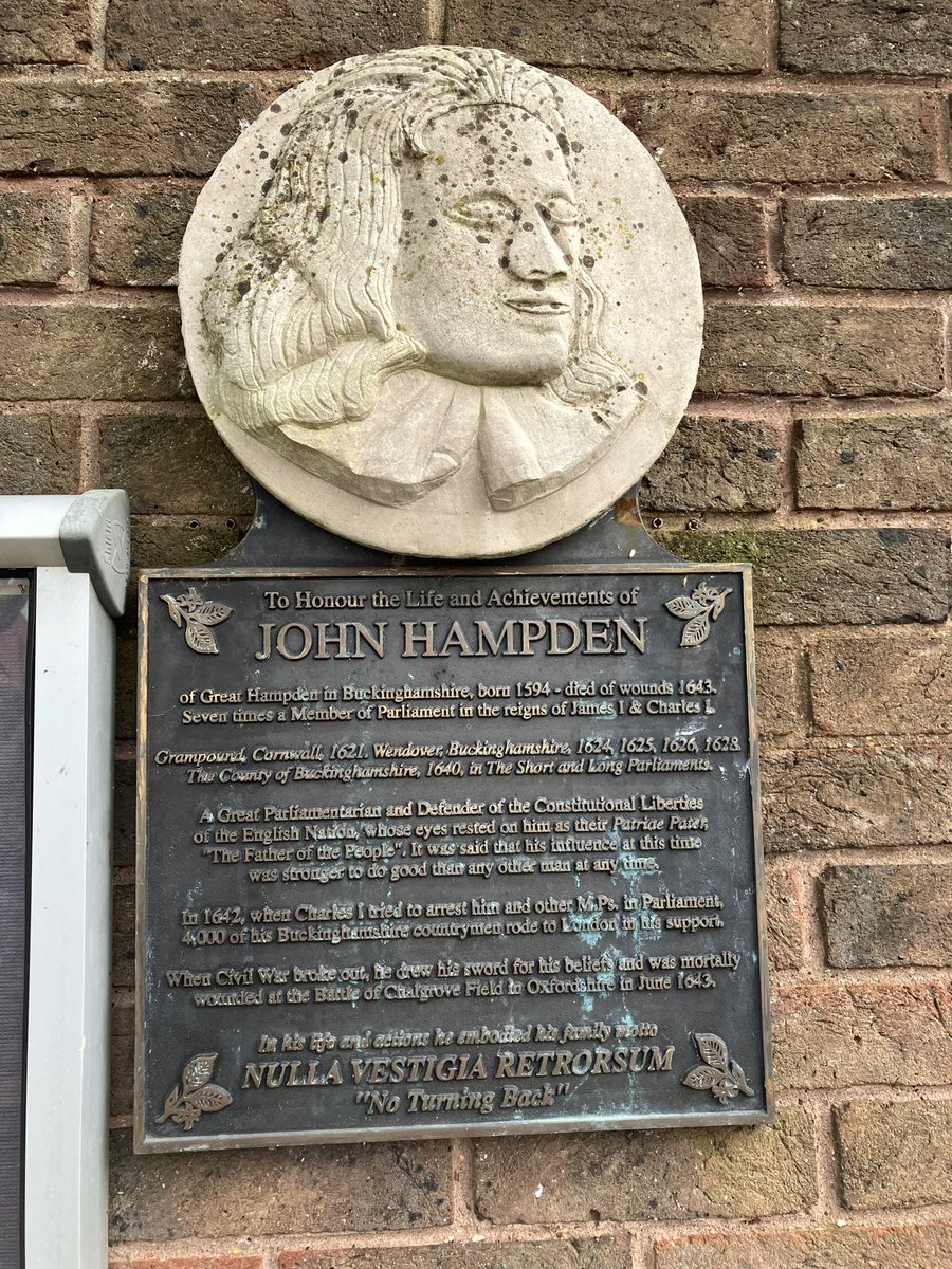 Not a great likeness of John Hampden at Wendover Library but i will add this to the <a href="/battleftrust/">Battlefields Trust</a> BCW memorial database (battlefieldstrust.com/memorial/). What is your least favourite BCW memorial?