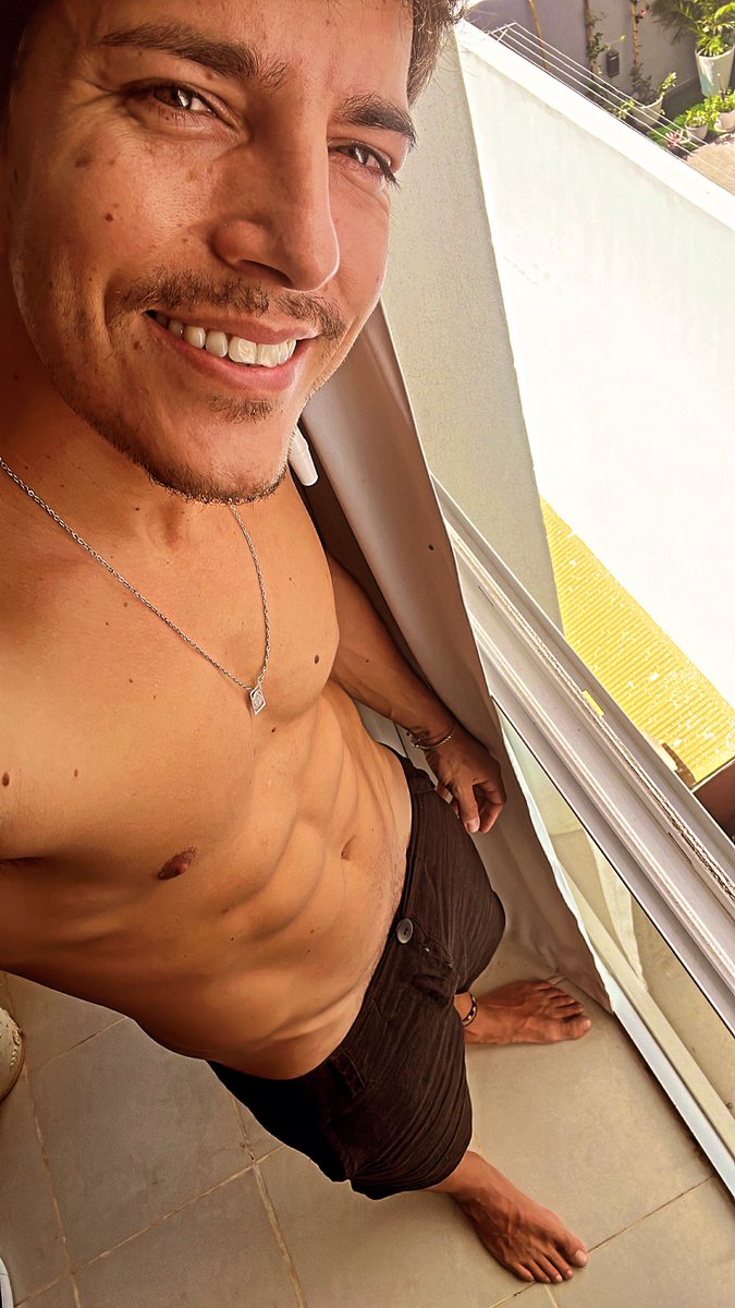 daniselva10's tweet image. Hermoso calor !
🥵 38 💥 
buen finde galeraaa🙌🏽🤙🏽