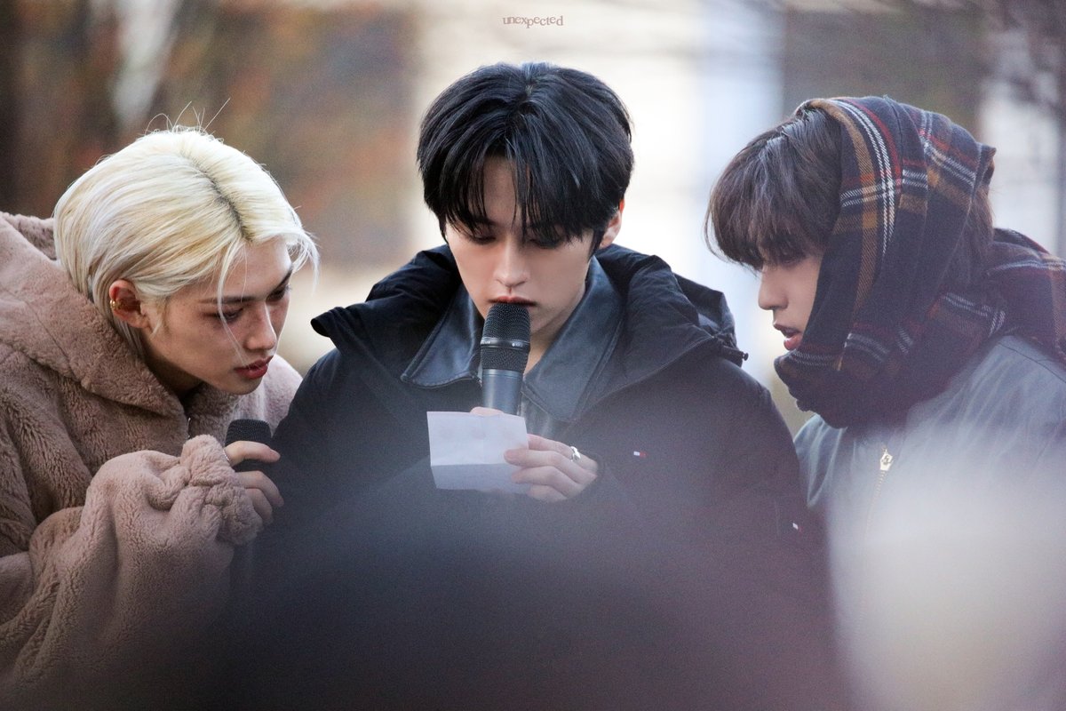 231111 옹기종기 귀여워 #Straykids #스트레이키즈 #skz #Leeknow #리노 #이민호 #felix #필릭스 #han #한 #한지성