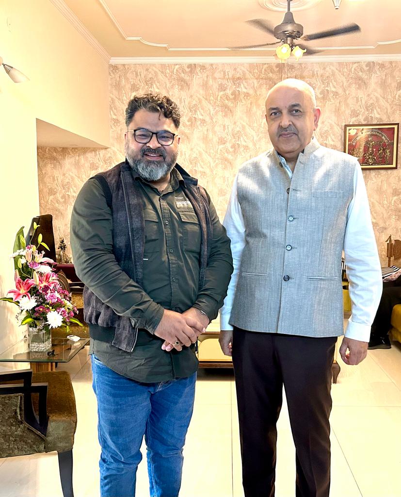 RivermanINDIA's tweet photo. It was a pleasure to meet Mr. Tarun Kapoor, advisor to the Honorable Prime Minister. Thanks Rahul bhai. https://t.co/lQWSvn35Wi
