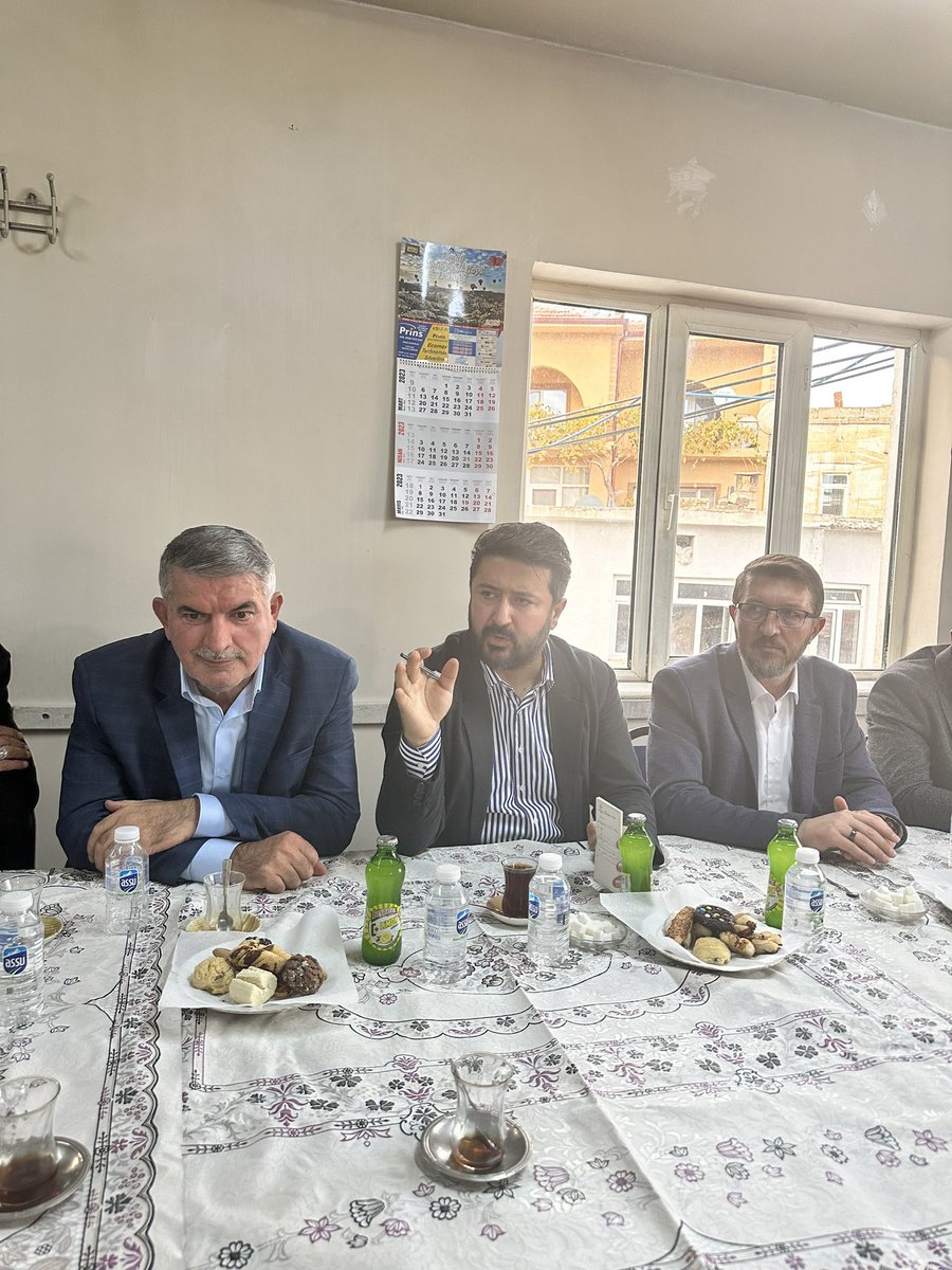 aliozerurgup's tweet photo. Şahinefendi Köyümüz’de Milletvekilimiz @Emre_Caliskann, İlçe Başkanımız @derinnbaskan, İl Genel Meclis Üyelerimiz @Gokhan_Bile ve Mevlüt Çakır’ı misafir ettik.

Ziyaretlerinden dolayı köyümüz adına kendilerine teşekkür ediyorum..

Durmak Yok Yola Devam !! https://t.co/M8yWq8q5Ig