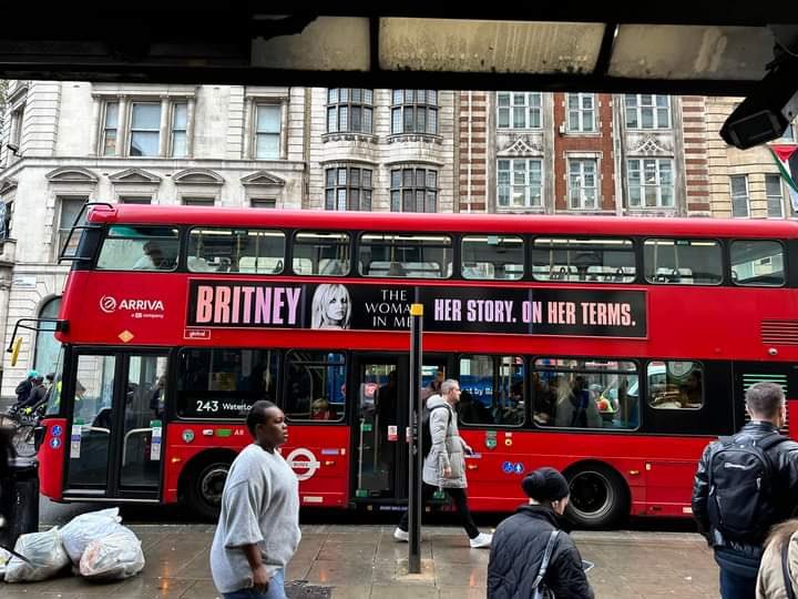 OMG #TheWomanInMe still #1 in US & UK after selling over 3 Million physical copies Worldwide, already Top 3 best selling books of 2023. Can't wait for Black Friday. Volume 2 bundles with B10 album will be eaten up by the GPublic showing their supports for @britneyspears