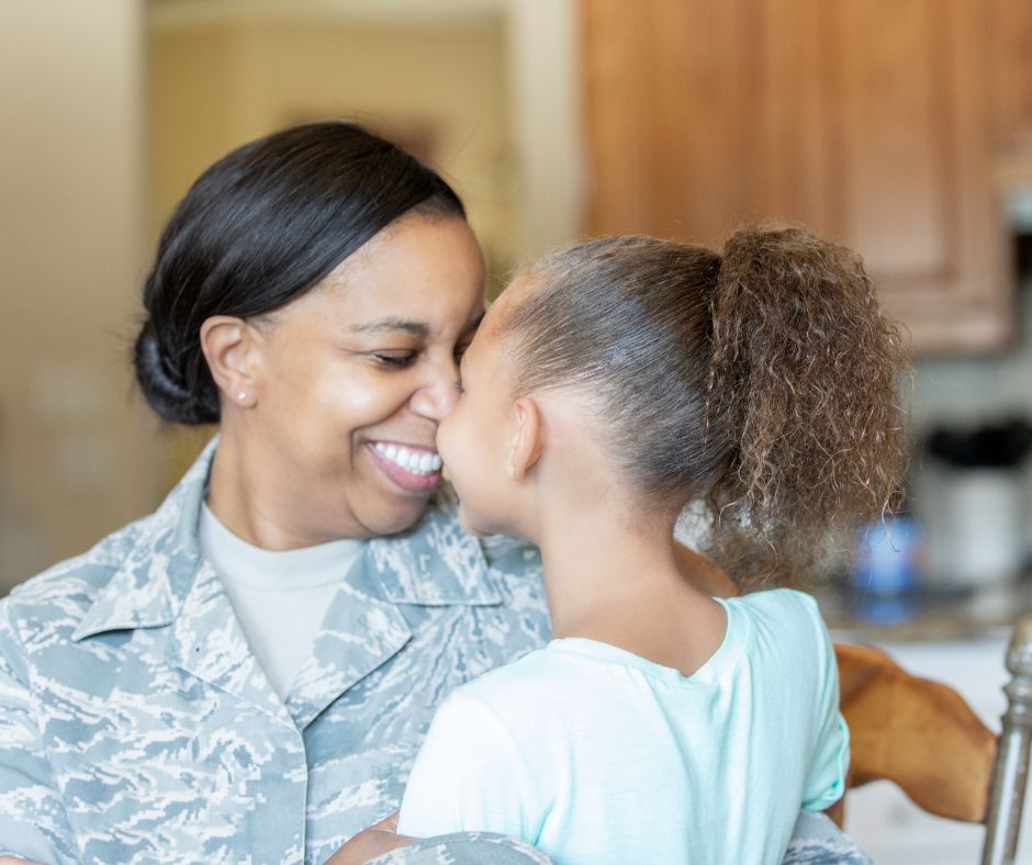 Happy #VeteransDay to all veterans who have served and those who are currently serving our country, we thank you.

Feliz #DíadelVeterano a todos los veteranos que han servido y aquellos que actualmente están sirviendo a nuestro país, les agradecemos.