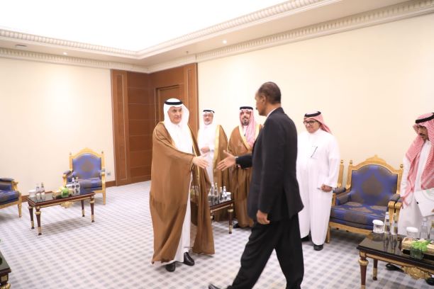 hawelti's tweet image. Pre. Isaias Afwerki &amp;amp; his delegation met in Riyadh this afternoon with Saudi Minister of Environment, Water &amp;amp; Agriculture, Eng. Abdulrahman Alfadley.Discussions centered on strategic roadmap for Saudi-Eritrea cooperation in investments in agriculture, fisheries &amp;amp; animal husbandry