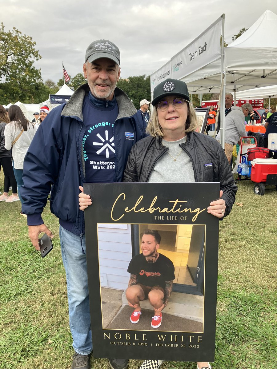 ShatterproofHQ's tweet photo. Our community in Dallas has always showed up in full force, and this #VeteransDay is no exception β₯οΈπ€π
What unbelievable passion and energy at the final site of the 2023 Shatterproof Walk season!! #ShatterproofWalk #Shatterproof #StrongerThanAddiction https://t.co/7dgkRKuCX1