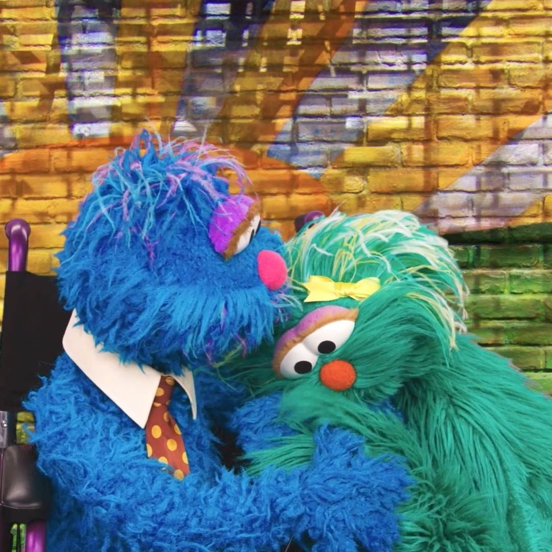 Rositasesame's tweet image. Thank you to all the veterans who served our country, just like my papi. Papi you are my hero. I love you. You are the best. #VeteransDay 🇺🇸