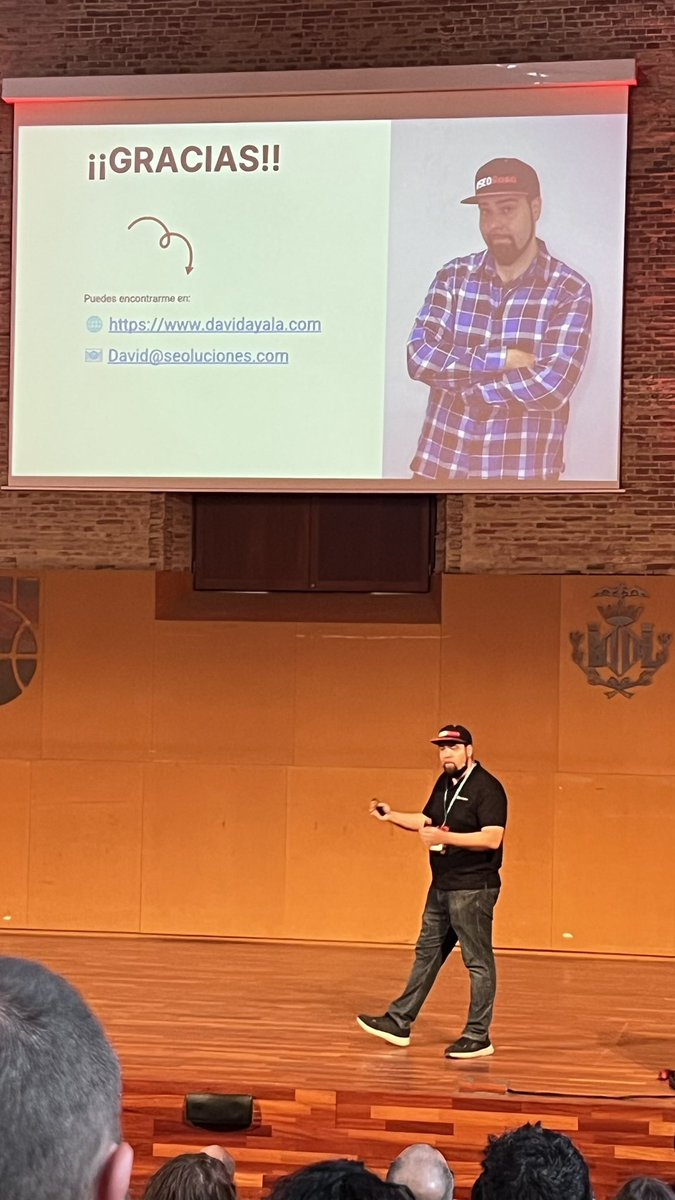 Gran ponencia con <a href="/soywebmaster/">David Ayala</a> en #WCVLC23 Seo a tope y muuuchos tips. Grande 🙌