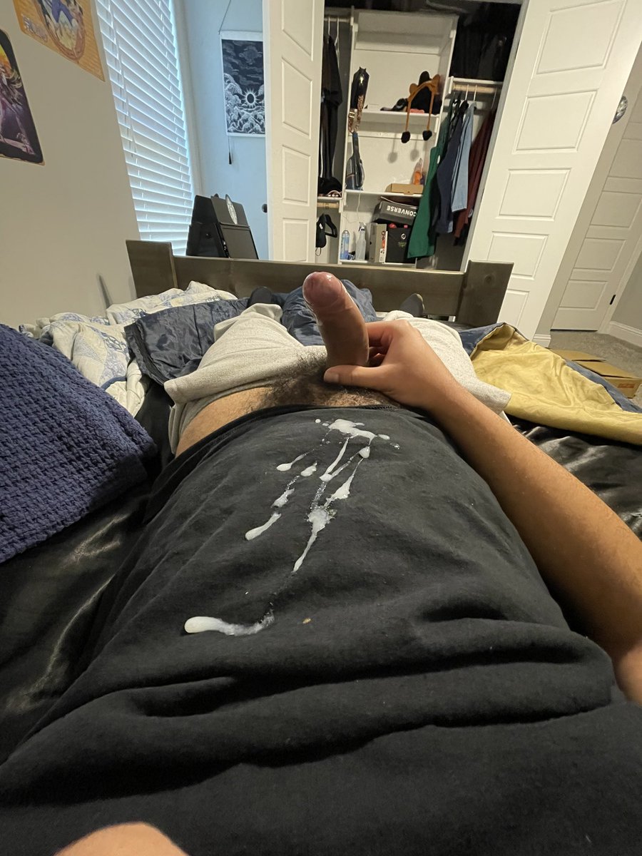 jobi_obi's tweet photo. Was really pent up, need someone to catch it 😈. #gay #dick #cum #hairy #gaybear #uncutdick #horny #nsfw https://t.co/F8wt01VbzX