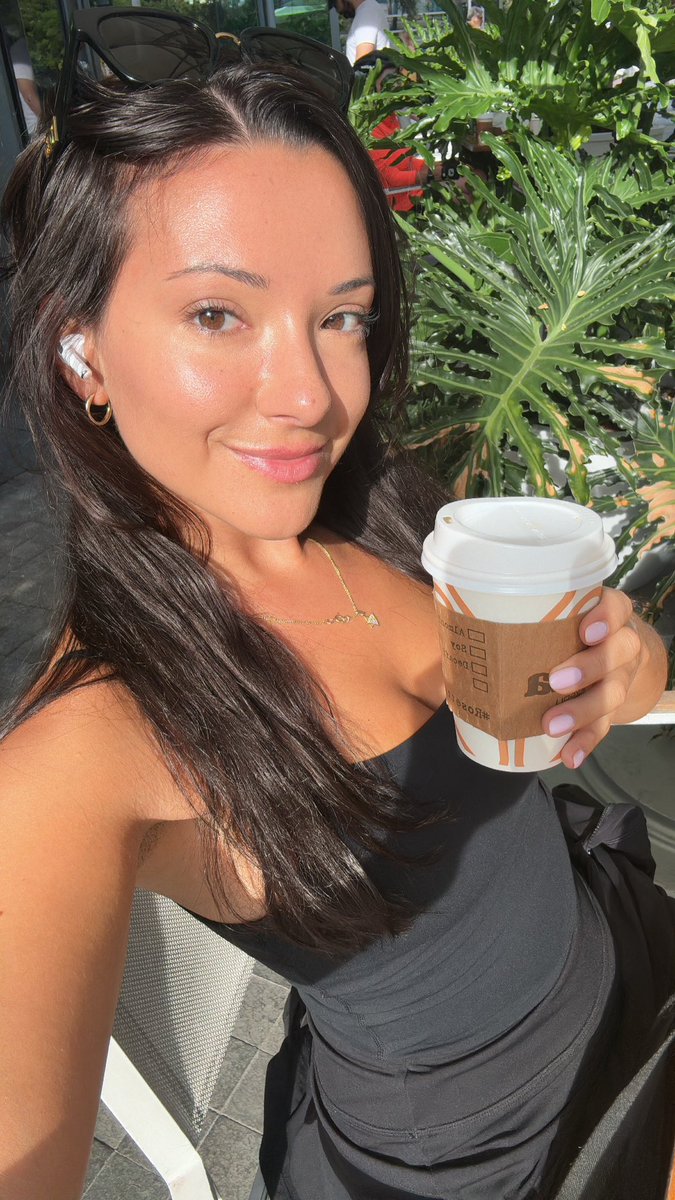 Layah Heilpern tweet media