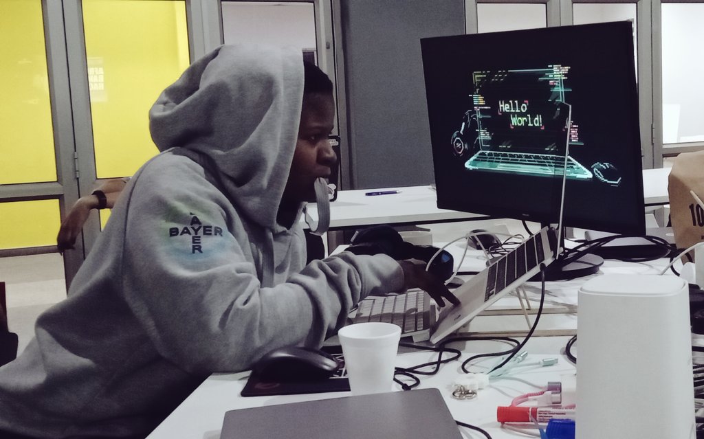 The <a href="/AfricanBank/">African Bank</a> GEW Hackathon in partnership with <a href="/GEN22OnSloane/">22OnSloane</a> is now easing into day 2 ad developers from different parts of the country build solutions with AI, FinTech and Blockchain verticals. #ABGEWHack2023