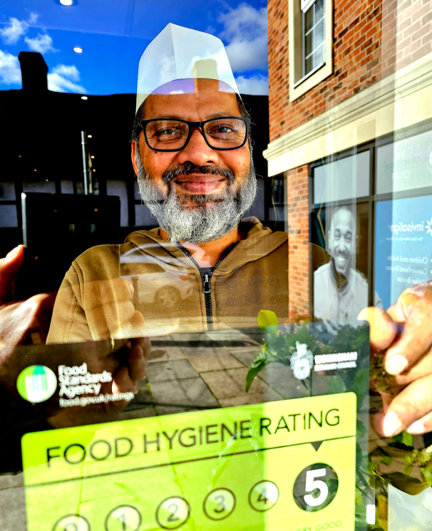 A very happy Boishakhi Restaurant, Wokingham with their magnificent FIVE up in the window! Get your food safety systems right with the SFBB+ App. FREE for 90 days, then only £4.99/m. Enter your email at sfbbplus.co.uk - no obligation #digital #SFBBplus #dailydiary