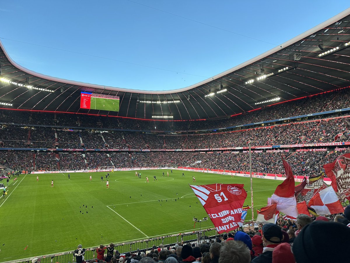 Barkingrunner's tweet image. finally being allowed to celebrate Harry Kane