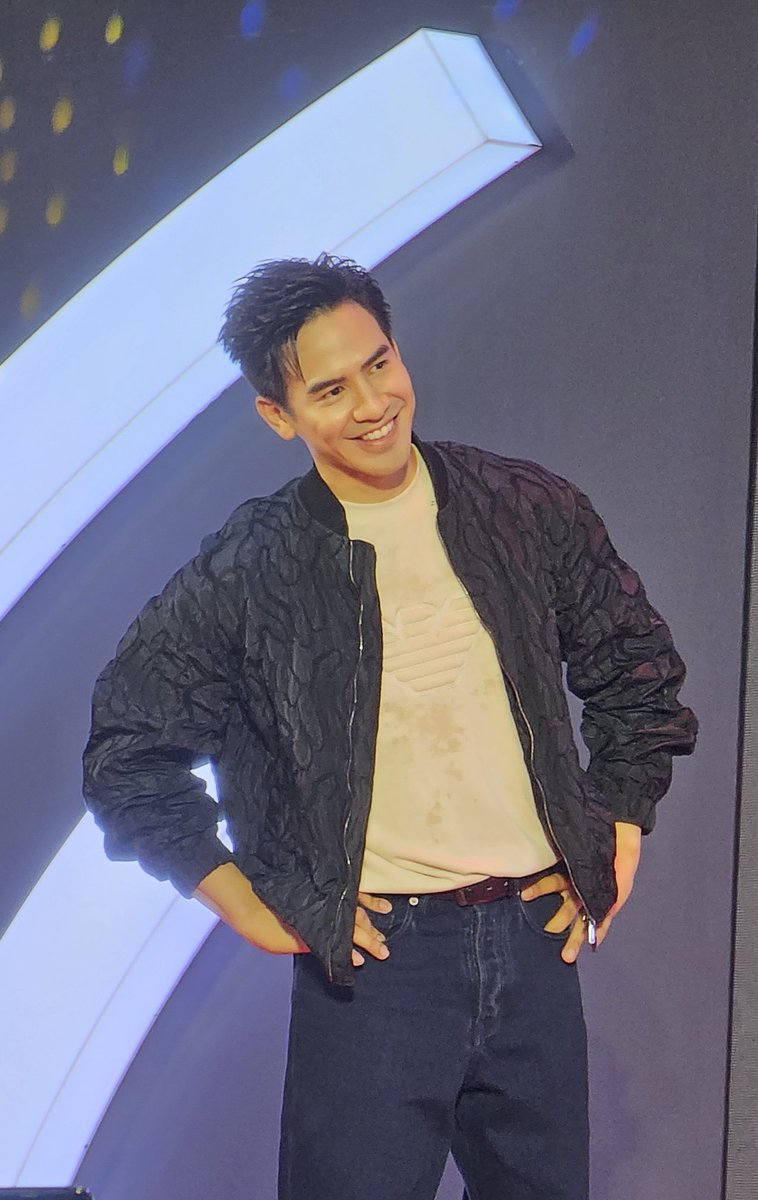 nidzaap's tweet photo. ต้าวความรัก🧡🧡🧡
#popezaap https://t.co/ax9lIV438M