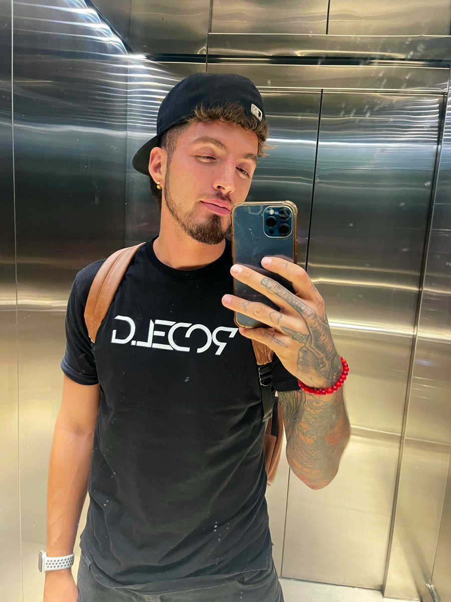 steffancito's tweet image. Me muero de ganas 😭