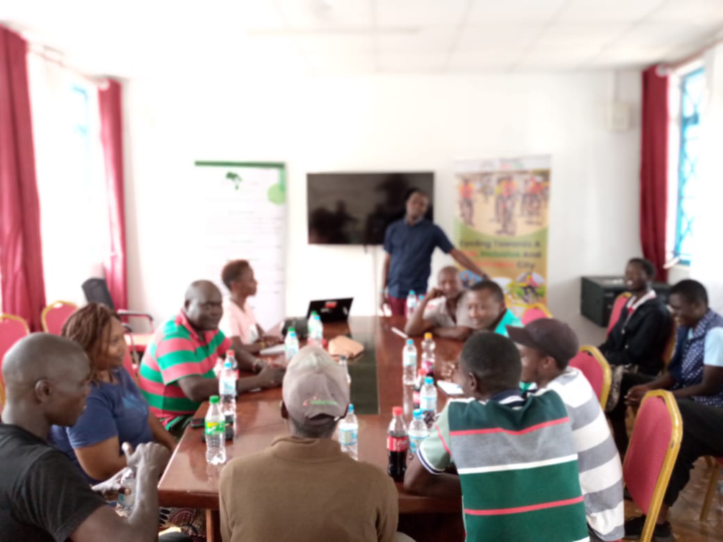 Road stakeholders forum on road users familiarisation with road regulations in addition to  proposing interventions for taming road carnage especially by motorised road users <a href="/SocialChangeAg/">The Social Change Agency</a>  <a href="/UrbanMoveMN/">🟡 URBAN</a> <a href="/Kudzayi/">Kudzayi</a> <a href="/UN_RSF/">UNRSF – UN Road Safety Fund</a> <a href="/YOURS_YforRS/">YOURS - Youth for Road Safety</a>