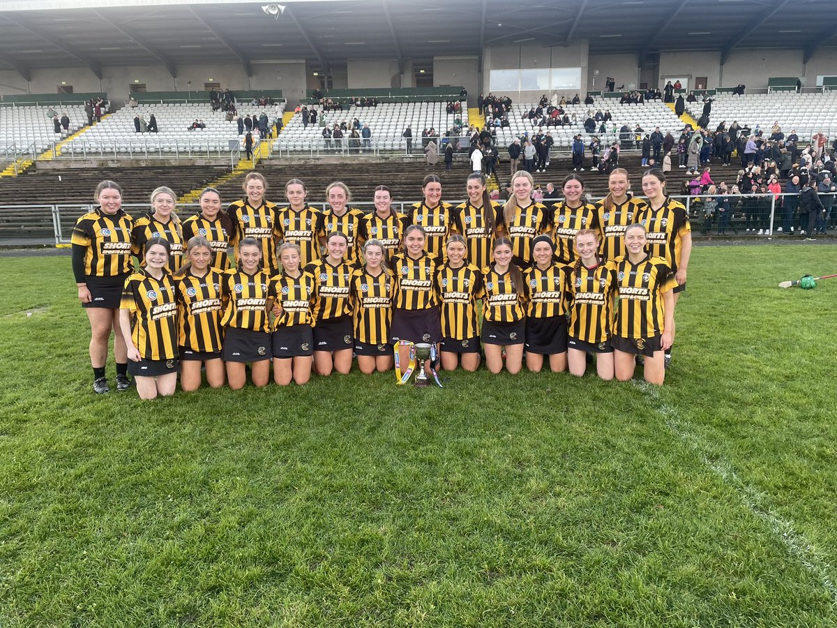 🖤🧡Our new Ulster Champions 
⭐️Congratulations ladies!
#proud #Rangersabu