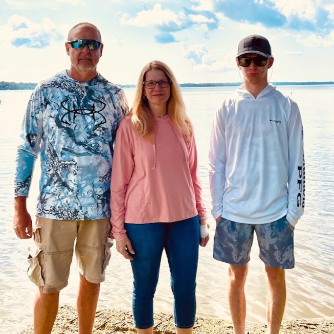 Good Morning, Crew I'm Bobbie, a PK-2 Principal in Central Mass. I love relaxing on the water with my two boys! #LeadLAP