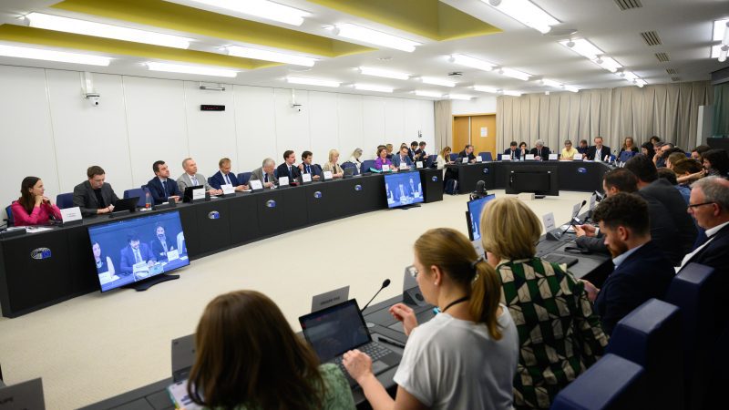 MultiplatformAI's tweet photo. Negotiations for EU's AI Act Stall as Foundation Models Pose a Hurdle

#AI #AIAct #AIvaluechain #AlephAlpha #artificialintelligence #Brusselsinfluence #ChatGPT #EUAIregulation #EUParliament #EuropeanCommission #Foundationmodels #globalAIstandards

https://t.co/AvfhQxnBVJ https://t.co/EttxCy3xH6