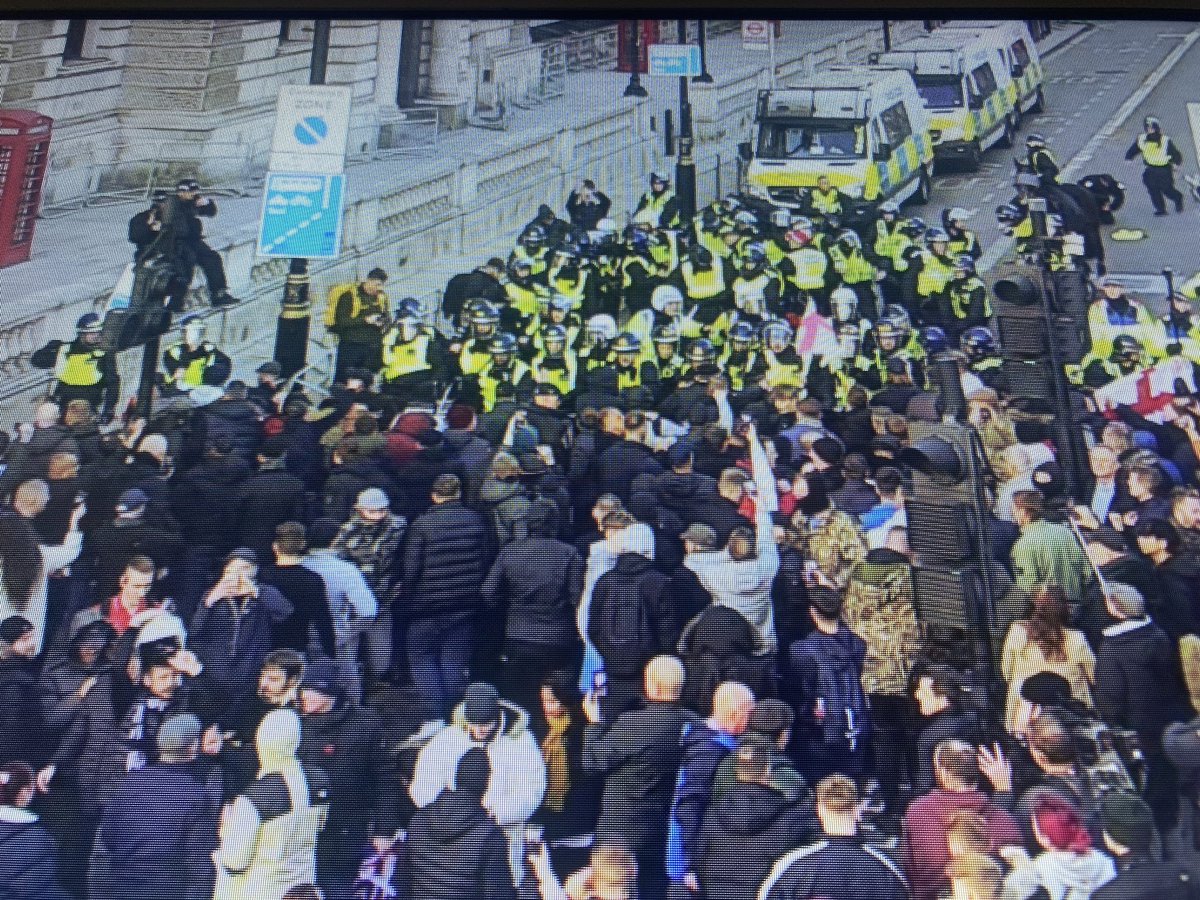 Metropolitan Police (@metpoliceuk) on Twitter photo There is a remembrance event underway at the Cenotaph. Officers have prevented those not involved getting onto Whitehall so it can take place without disruption, as we committed.
They have faced unacceptable violence, including people throwing missiles and a metal barrier. There is a remembrance event underway at the Cenotaph. Officers have prevented those not involved getting onto Whitehall so it can take place without disruption, as we committed.
They have faced unacceptable violence, including people throwing missiles and a metal barrier.