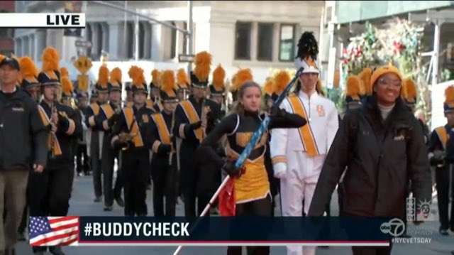 Congratulations Hinsdale South Band on your amazing performance in the New York Veterans Day Parade. @HSHS_Activities @HinsdaleSouthHS @HinsdaleD86