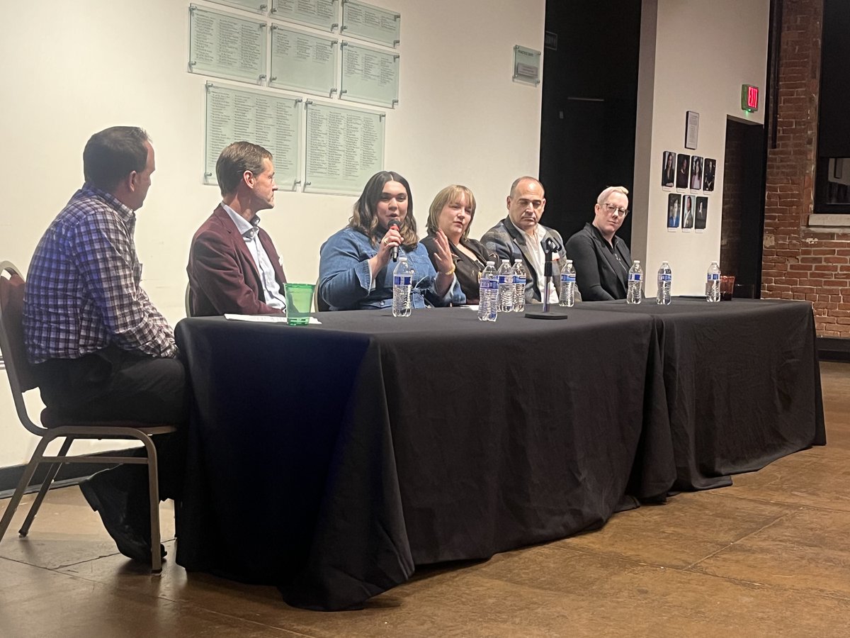 AMA_PGH's tweet photo. We’re still thinking about our Marketing in the Arts panel- thanks so much to our panelists for a thoughtful and engaging evening (and @DiAnoiasEatery for the tasty food)! Hope to see you at the next one 🎭 @PittsburghOpera @PghBallet @TheWarholMuseum @cmoa @PghPlayhouse https://t.co/xxG5HT0zEx