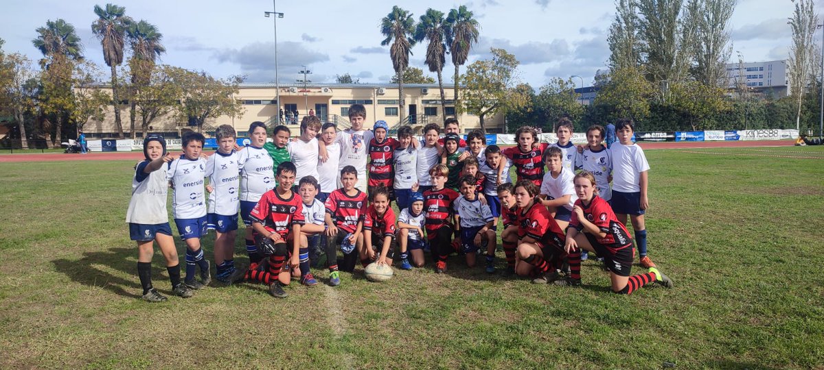 santi_batta's tweet photo. #nuestroequipo #nuestrapasion #nuestrosamigos
@rugbyciencias https://t.co/0InJCs4a6d