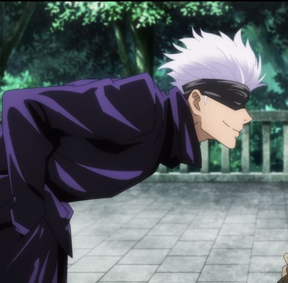 เห ~ ซาโตรุว่าอะไรน้า ? รู้สึกไม่ค่อยได้ยินเลยแฮะ ขอฟังอีกทีซิ