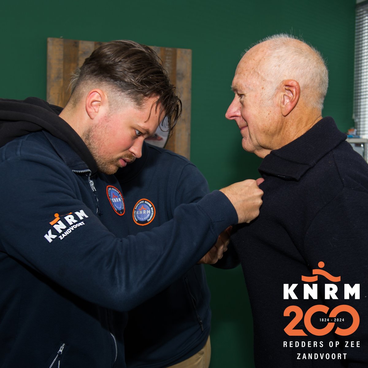 Vandaag mochten wij in ons boothuis twee donateurs die het 50 jaar donateurschap hebben bereikt ontvangen en huldigen. Lees verder via deze link: knrm.nl/nieuws/knrm-re…

#reddersopzee #knrm200jaar #donateurs #giften #knrmzandvoort #knrm #Zandvoort #vrijwilligers