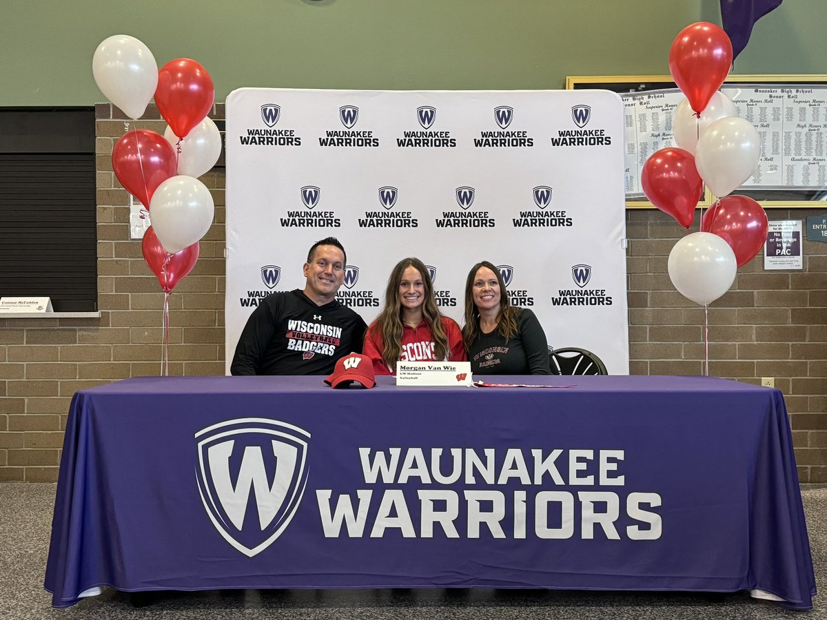 Made it official! #onwisconsin #signed