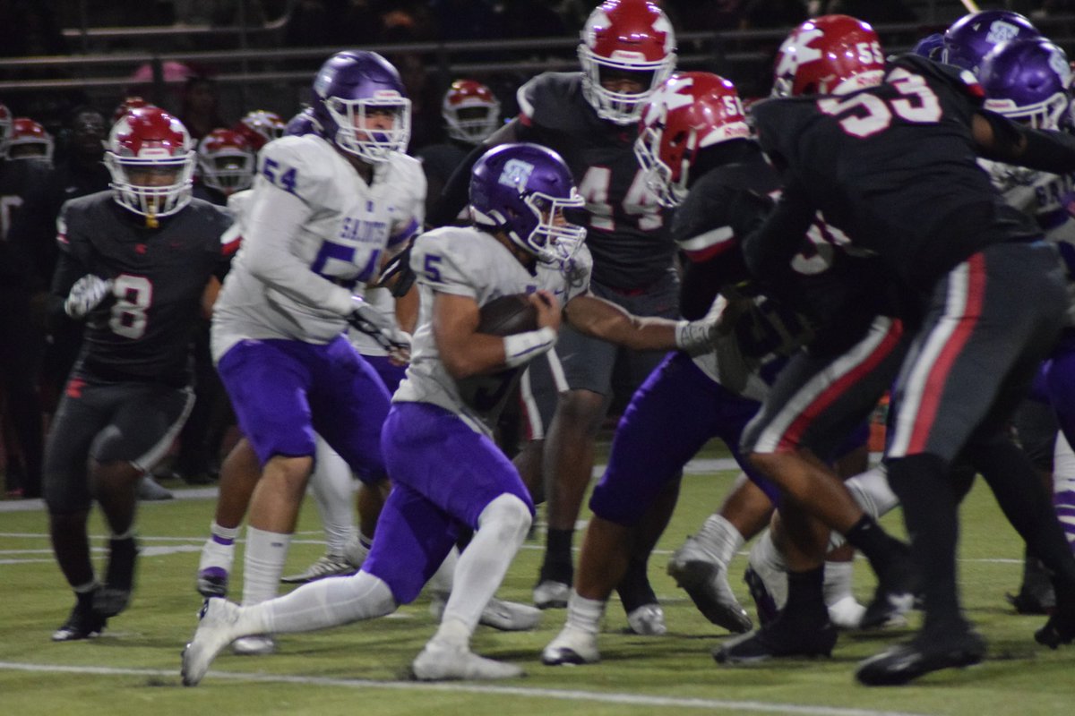 SAHS20Athletics's tweet photo. Quarterfinal views. 🏈 https://t.co/SURsFIXrxd