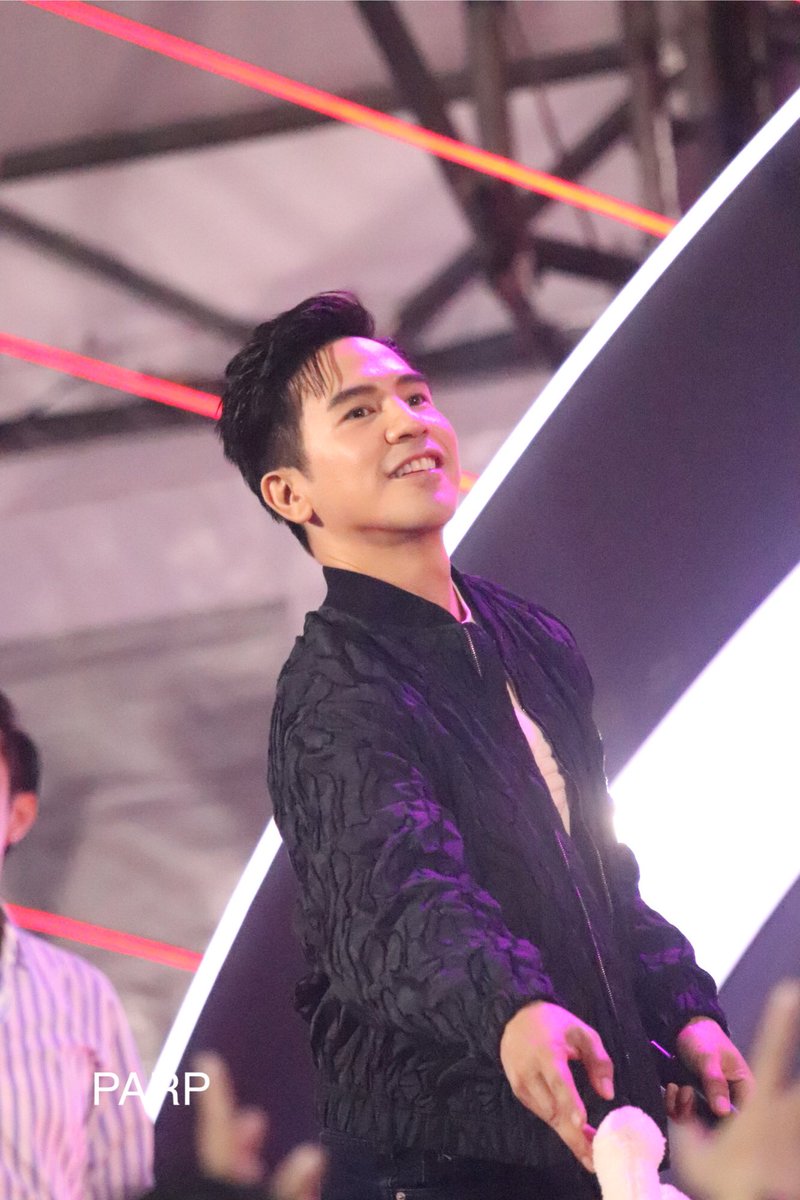 ParpPope's tweet photo. #popezaap #โป๊ปธนวรรธน์  หล่อมั๊กๆๆๆ https://t.co/KyXzzIWxWT