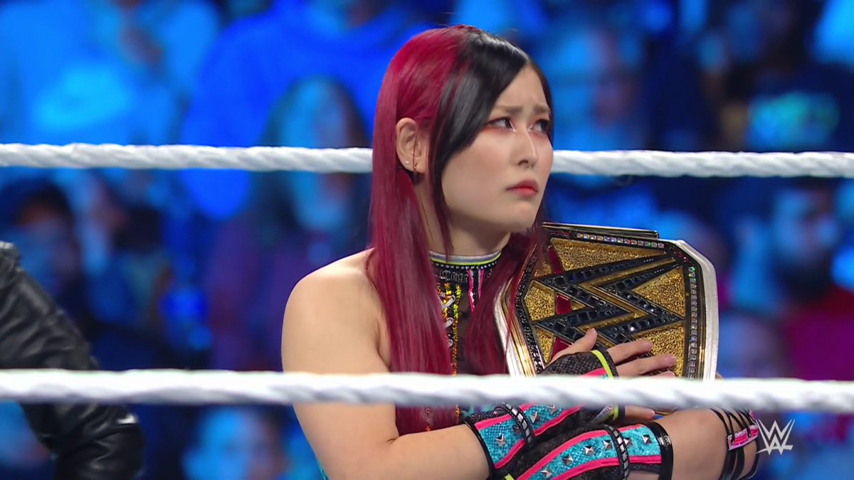 IyoSkySourceCOM's tweet photo. HQ #Smackdown Screencaptures: https://t.co/8pEngHdoNV #IyoSky #GeniusOfTheSky #DamageCTRL #WWE 

(@Iyo_SkyWWE) https://t.co/XyWpttbO1H
