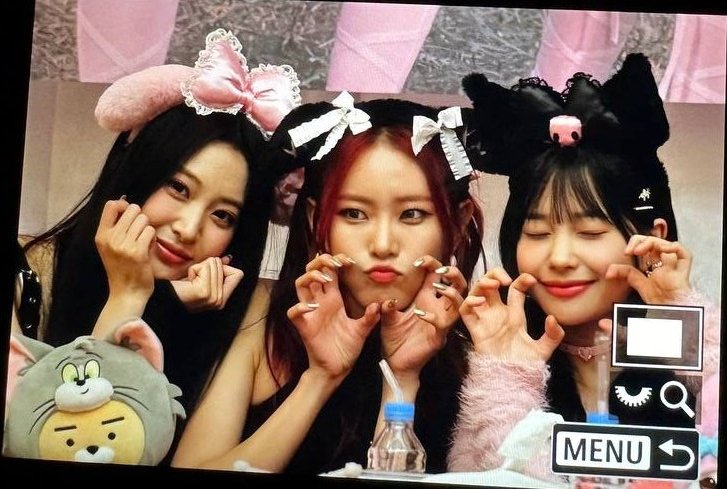 231111 © weeeklyhk