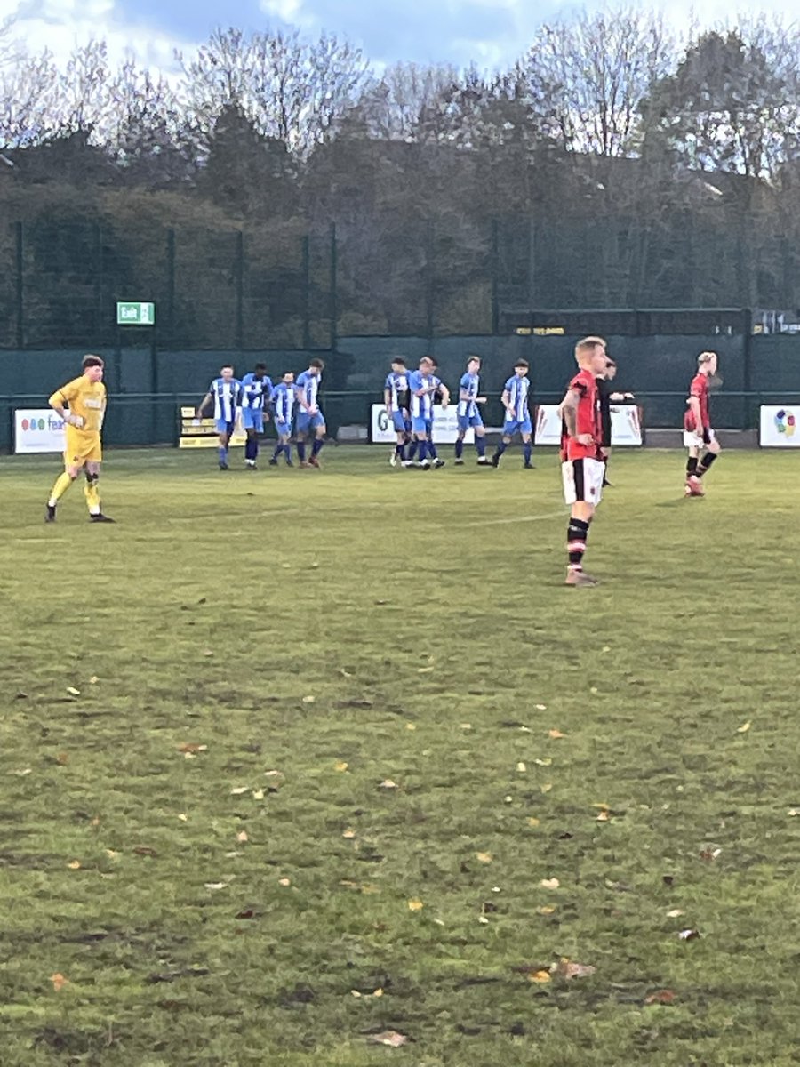 Goal !!!! Griff Archie plays Edmonds in and he strokes the ball pass the keeper 0-1 come on !!!!!