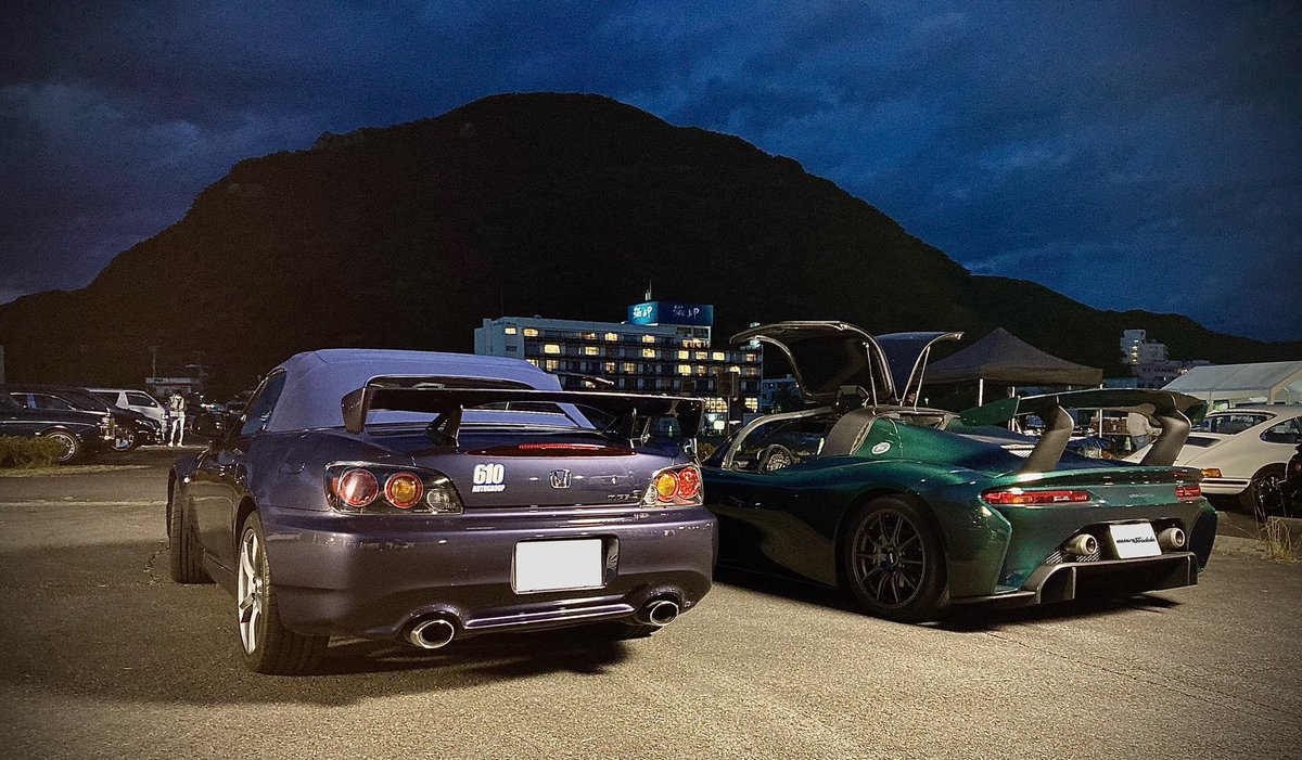 day_too_soon's tweet photo. 今日のShimoda Rendezvous 2023の収穫

友人のS2000 Type Sと並べてパシャリ
#shimodarendezvous2023 #s2000 #s2000types #s2k #s2ktypes #vtec #dallara #dallarastradale #ダラーラ #atlanticcars #yasudashipyard https://t.co/DtTZSRgEoH